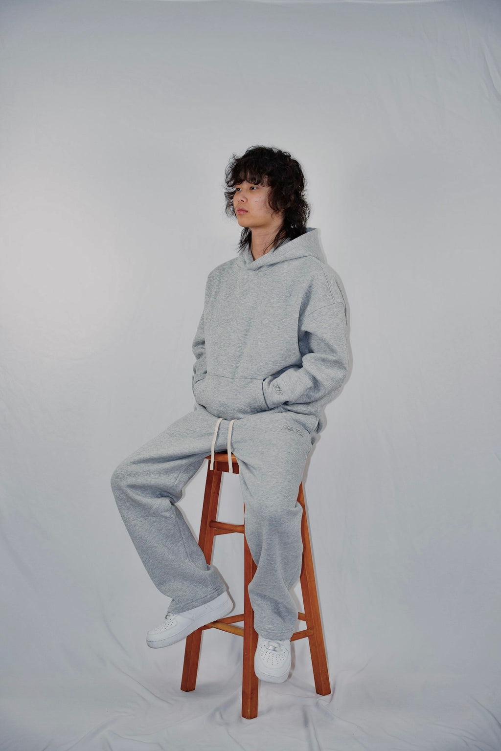 The Basic Pullover - heather gray