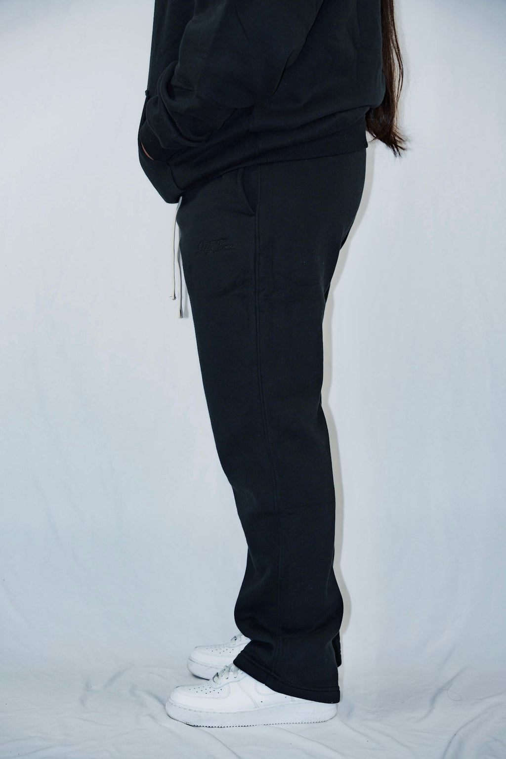 The Basic Sweats - black
