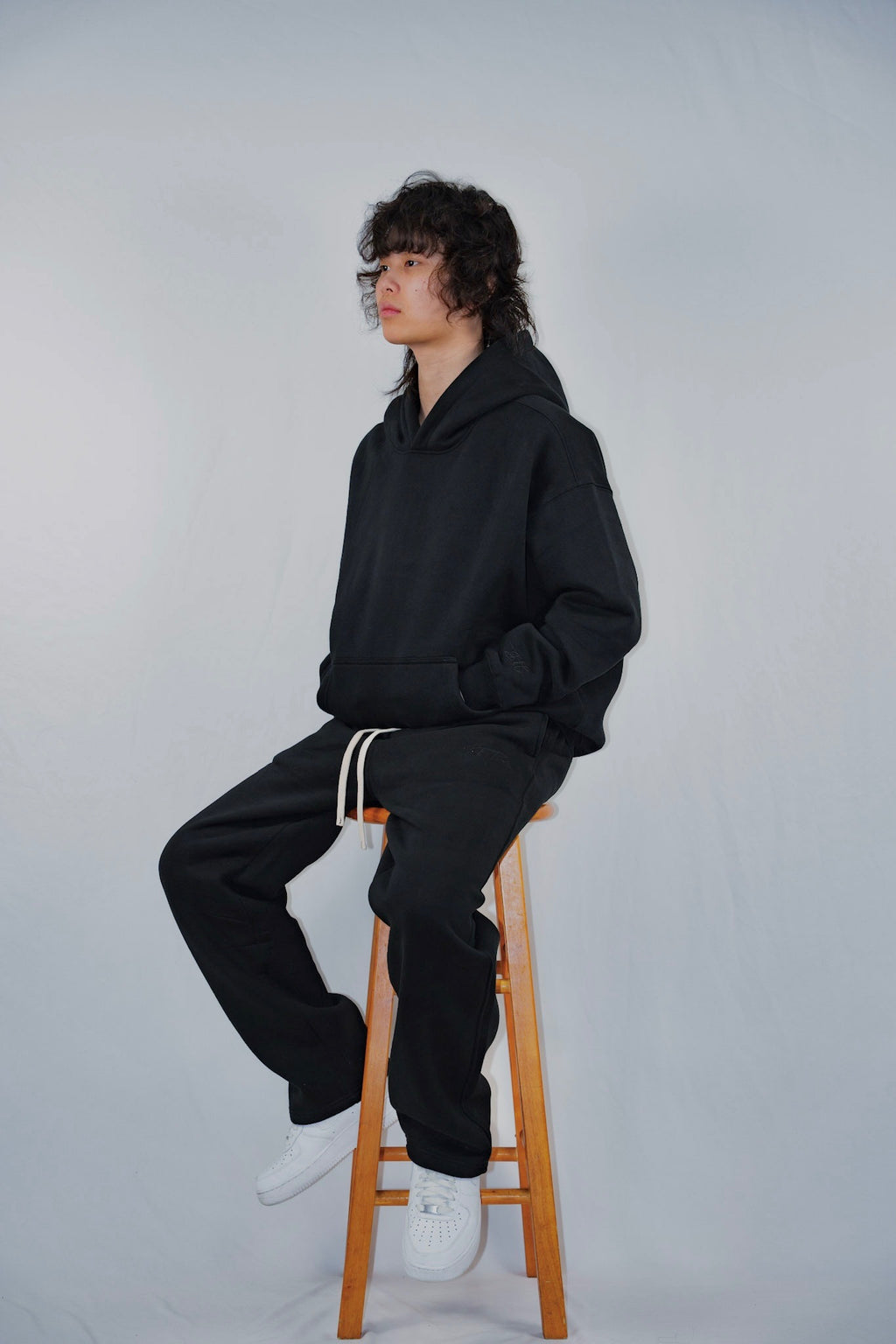 The Basic Sweats - black